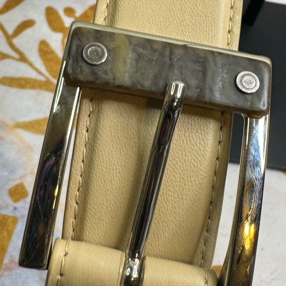 Carisle Tan Leather Made in the USA Genuine Leather Belt W/Tortoise Shell Buckle